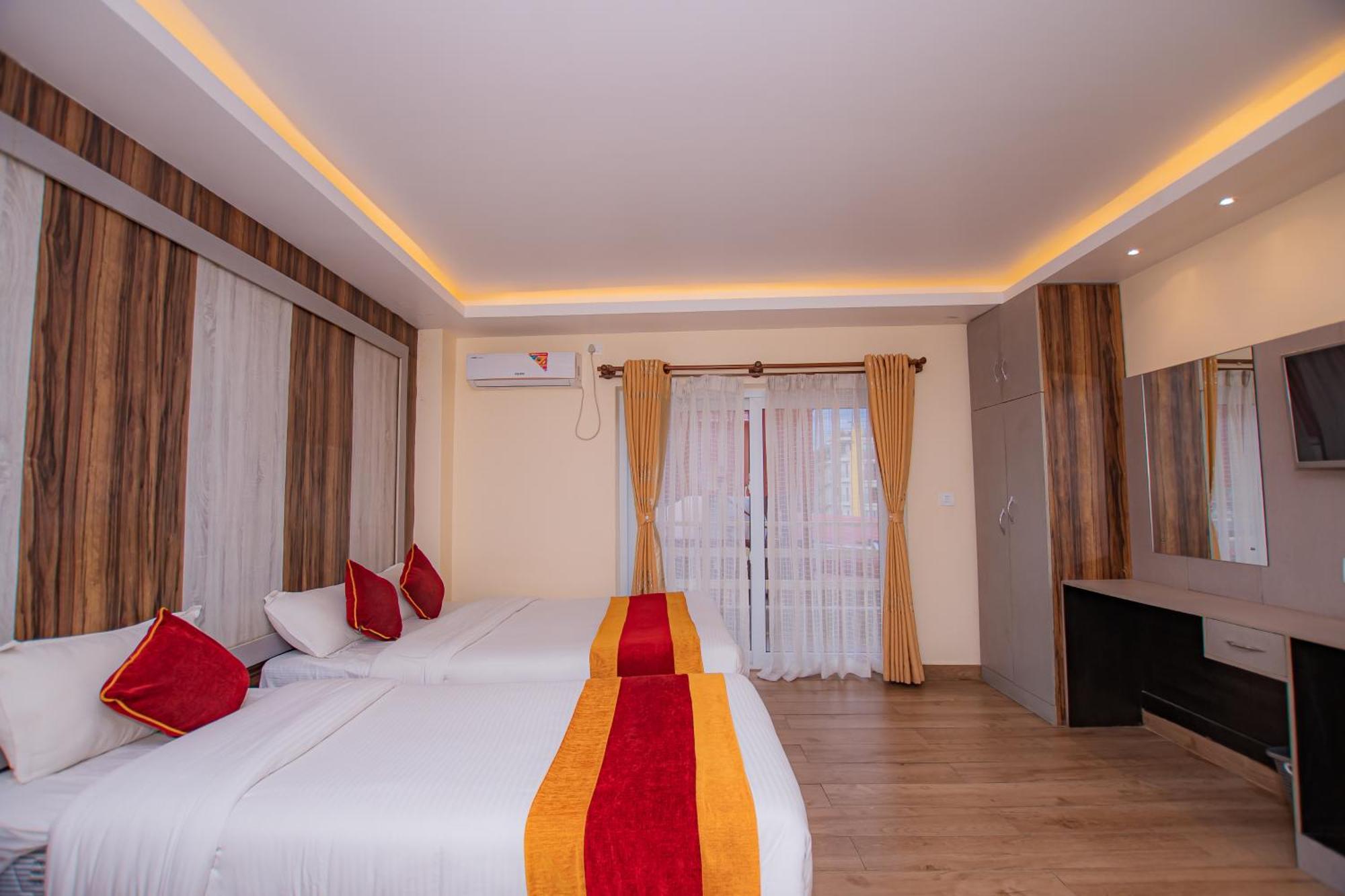 Hotel Murano Pokhara Esterno foto